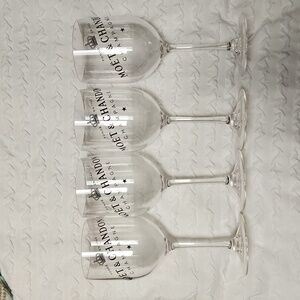 Moet & Chandon Set of 4 Wine Champagne Glasses Goblets Plastic